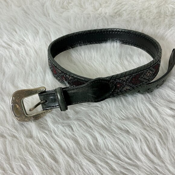Vintage 90s Black Leather Silver Tone Tooled Buckle Black & Red Beaded Belt 30 - Picture 1 of 10